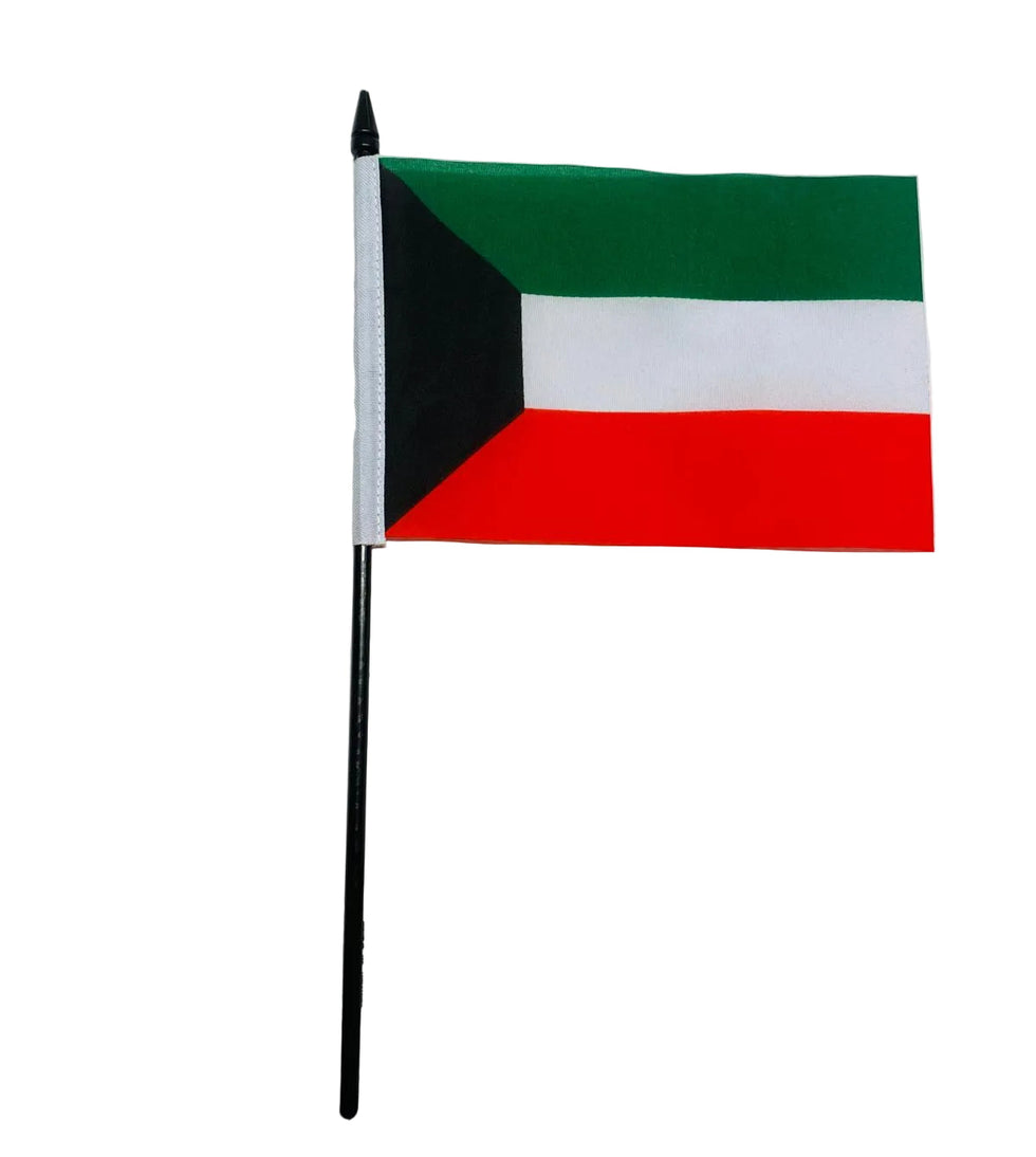 Kuwait Desk Flag | Buy Kuwaiti Table Flags at Flag and Bunting Store